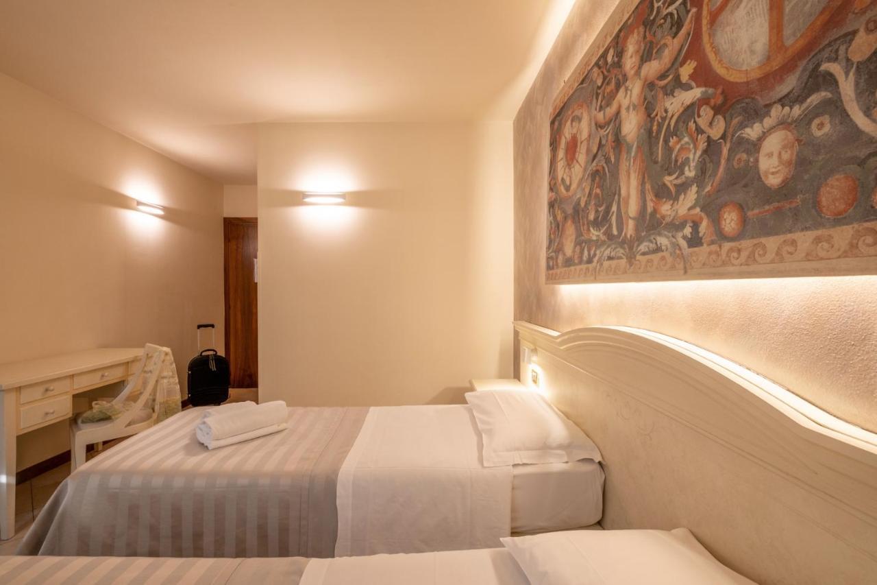 Hotel San Lorenzo Pozzolengo Exterior foto
